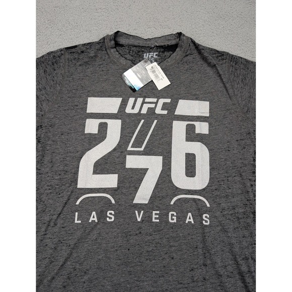UFC 276 Shirt Mens Small Gray Las‎ Vegas Event MMA T-Shirt Official Licensed New - Picture 2 of 10